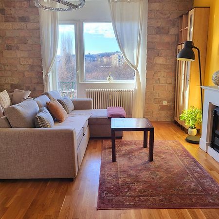 Sunny Panorama Flat Near Castle With Balcony Leilighet Budapest Eksteriør bilde
