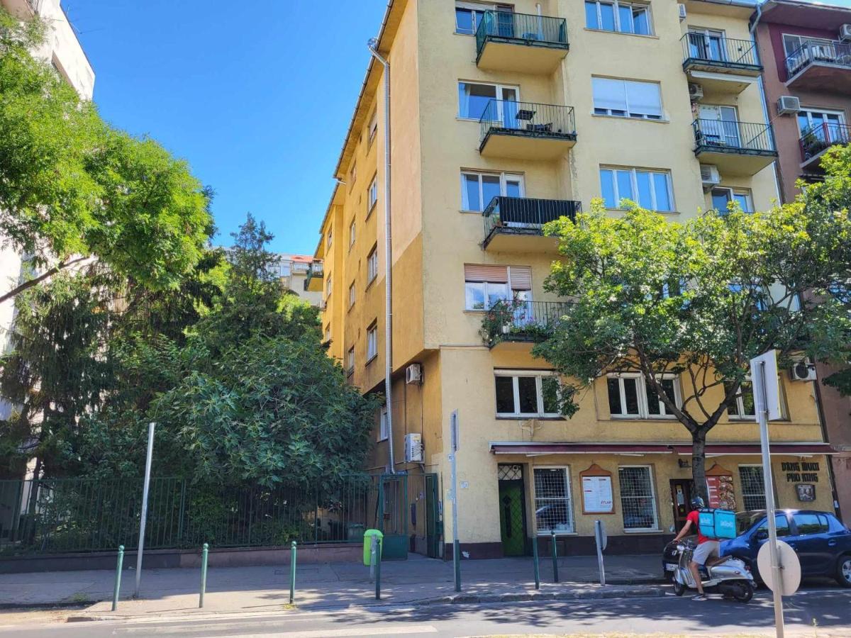 Sunny Panorama Flat Near Castle With Balcony Leilighet Budapest Eksteriør bilde