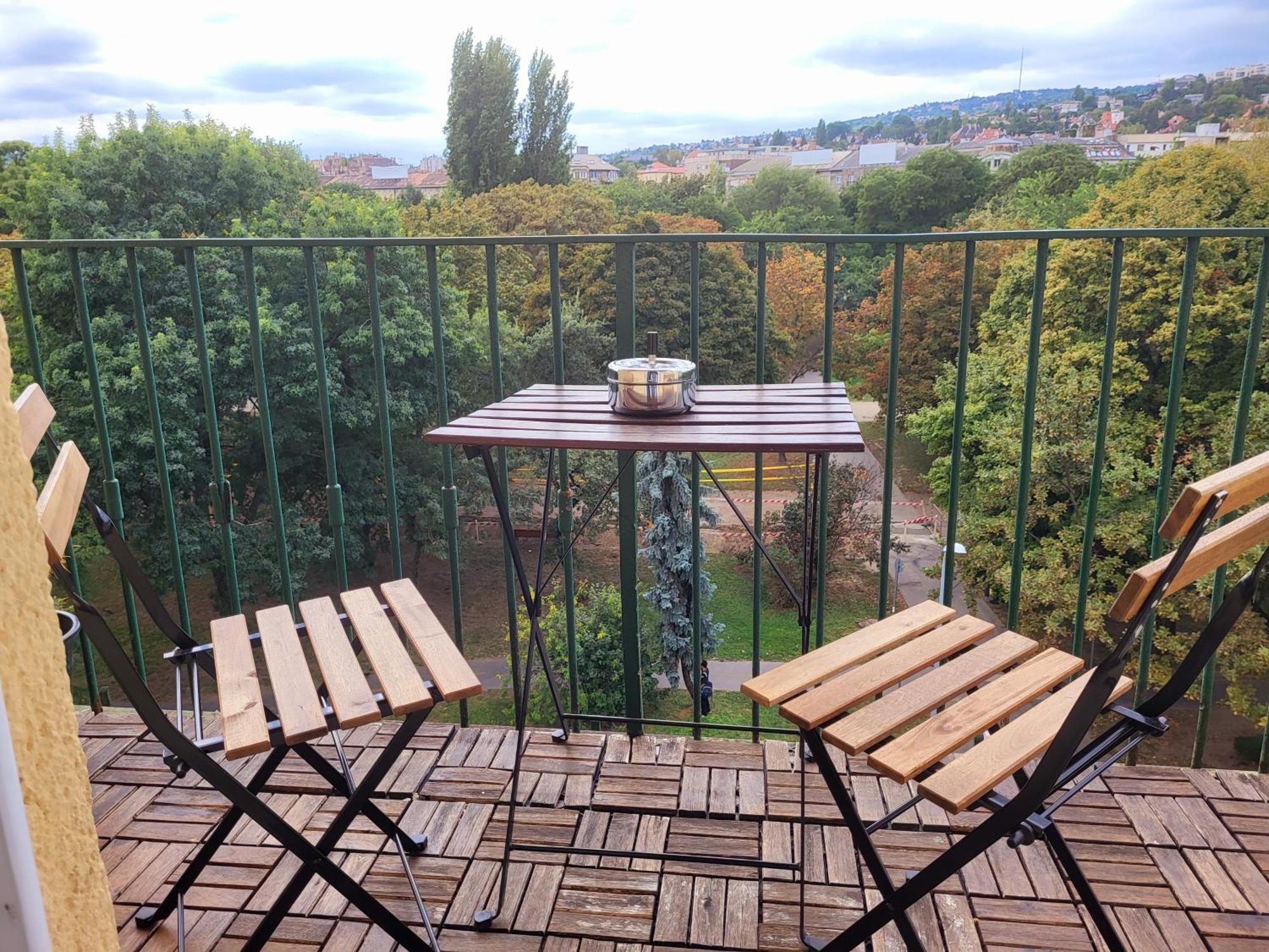 Sunny Panorama Flat Near Castle With Balcony Leilighet Budapest Eksteriør bilde